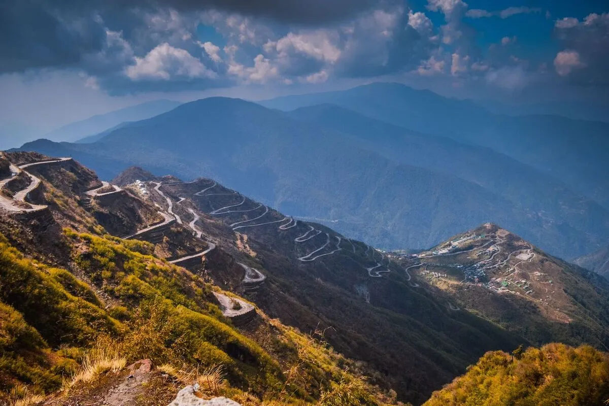 How to Reach Silk Route from Kolkata via NJP and Bagdogra